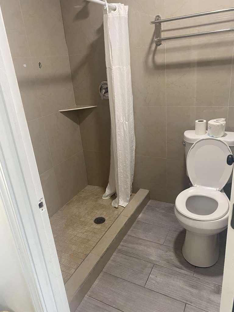 Americas Best Value Inn Таузанд-Окс Экстерьер фото